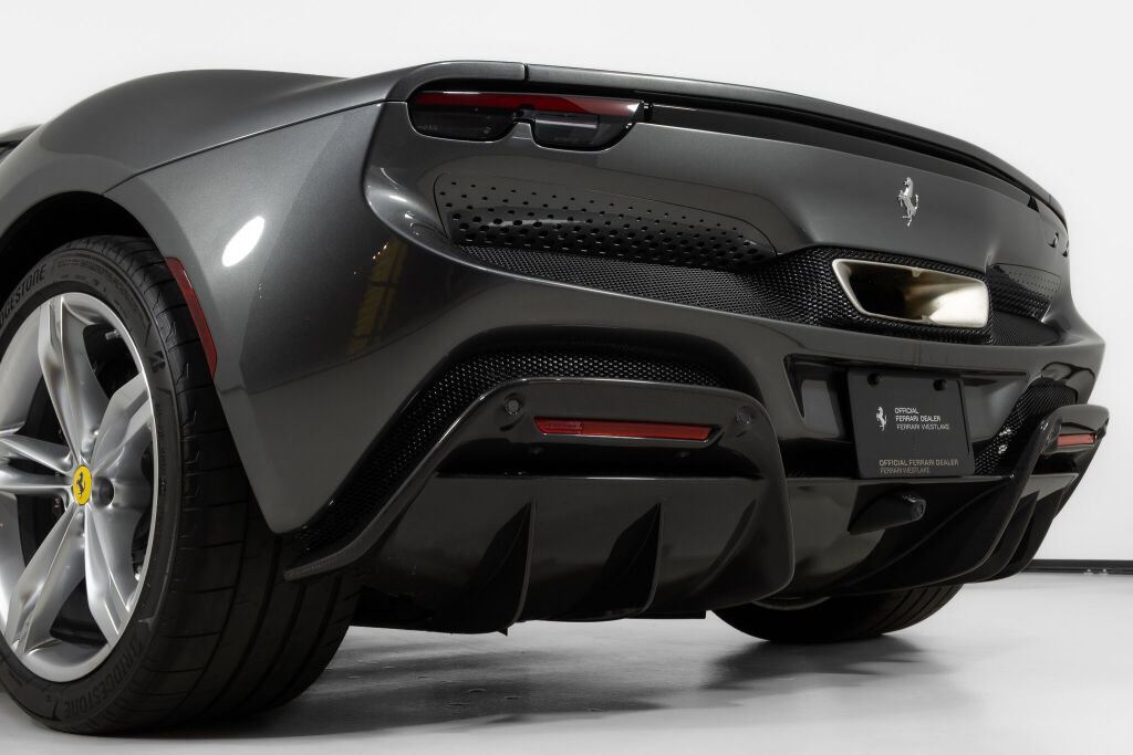 Used 2024 Ferrari 296 GTB image 17