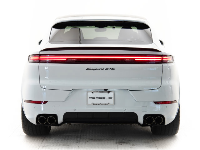 Certified 2025 Porsche Cayenne GTS AWD/4WD image 29