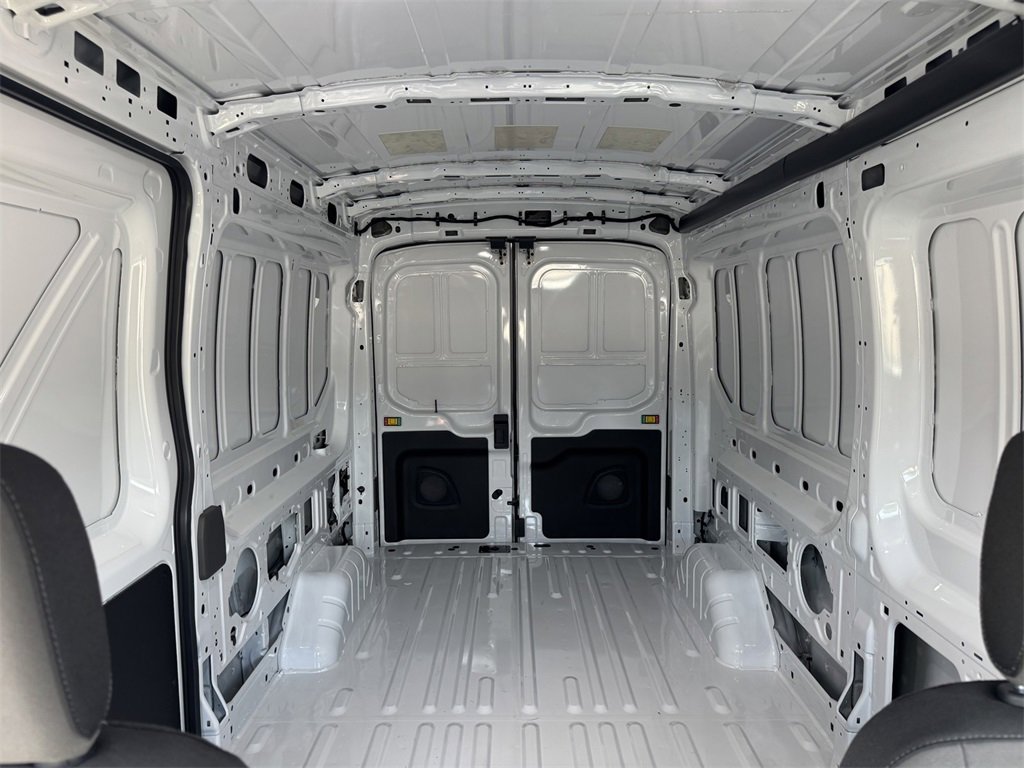 New 2025 Ford Transit 150 148 Medium Roof image 18