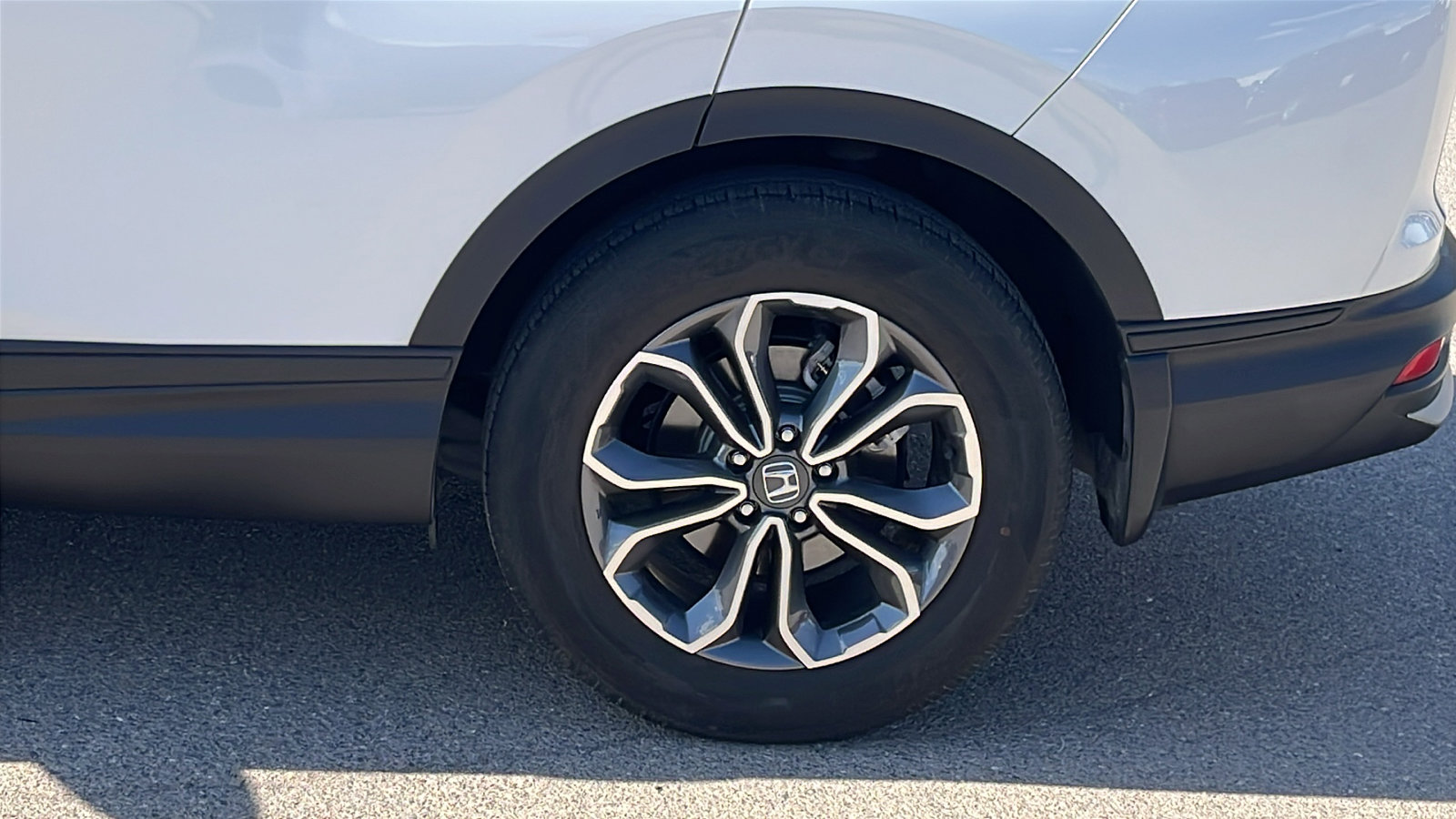 Used 2022 Honda CR-V EX image 5