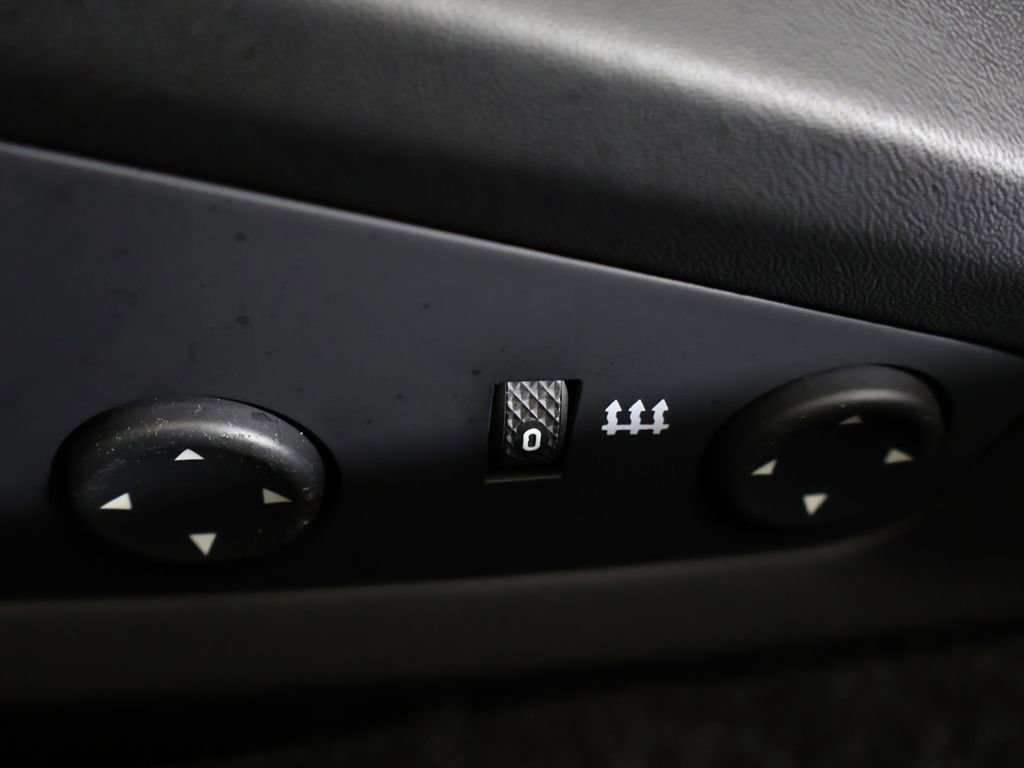 Used 2019 Ferrari 488 Spider image 36