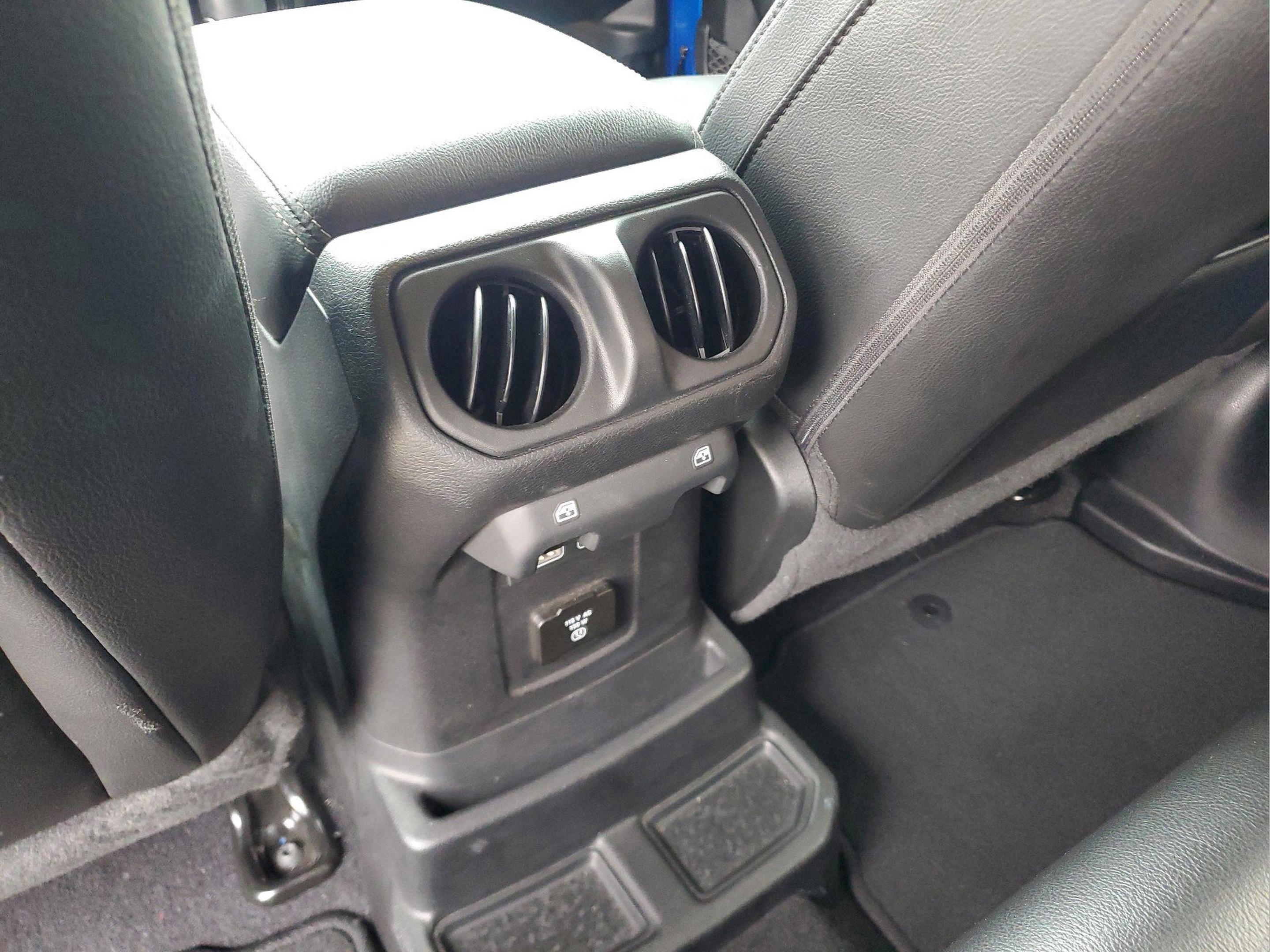 Certified 2021 Jeep Wrangler Unlimited Sahara image 23