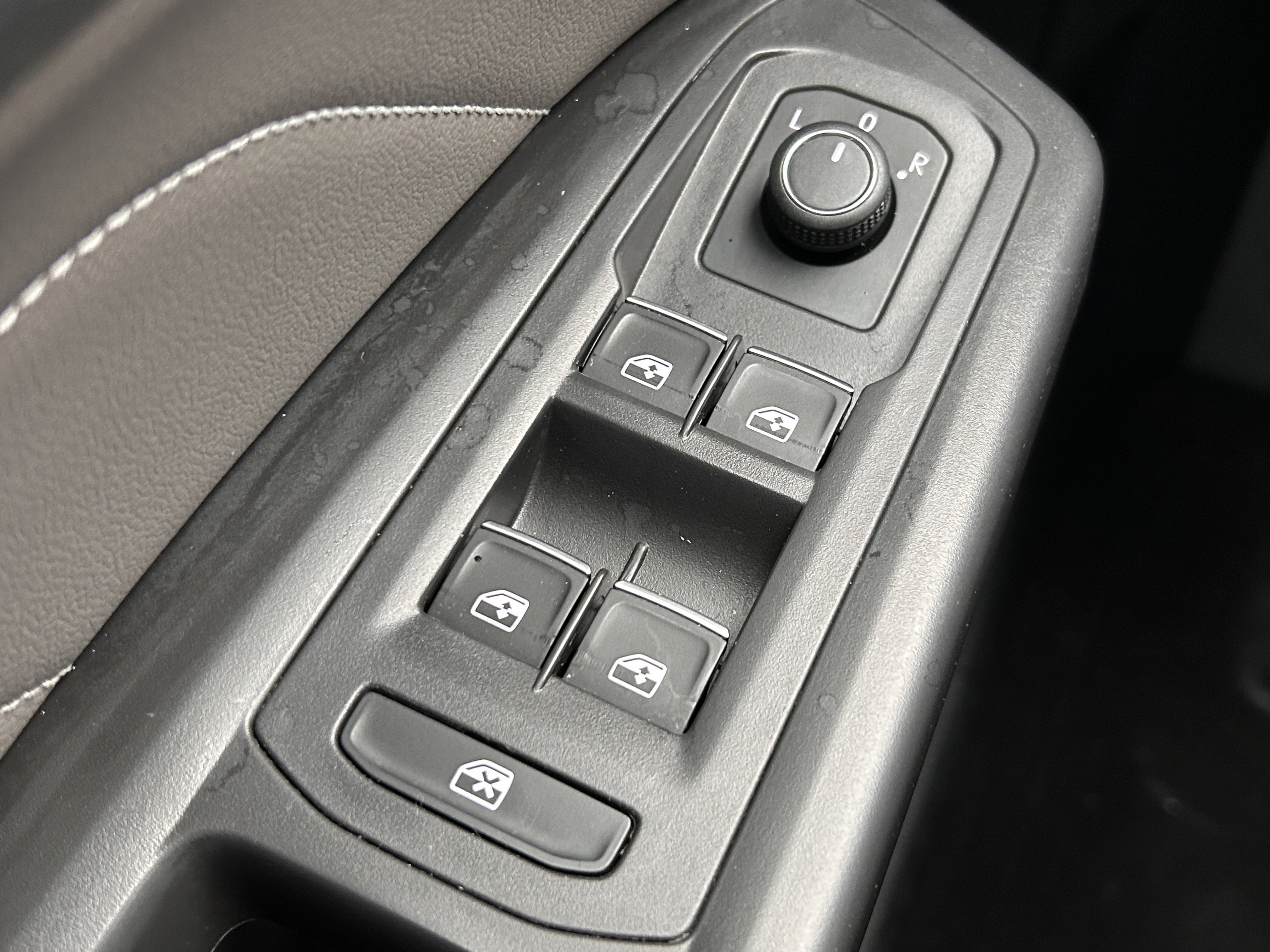 Certified 2023 Volkswagen Atlas SEL image 17