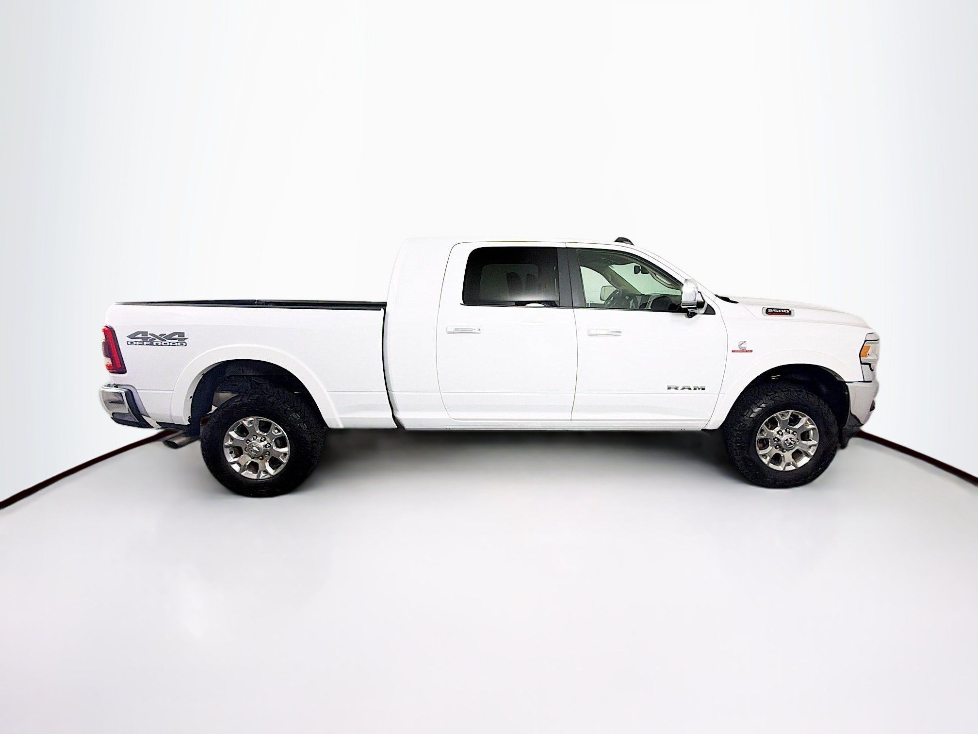 Used 2020 RAM 2500 Laramie AWD/4WD image 10