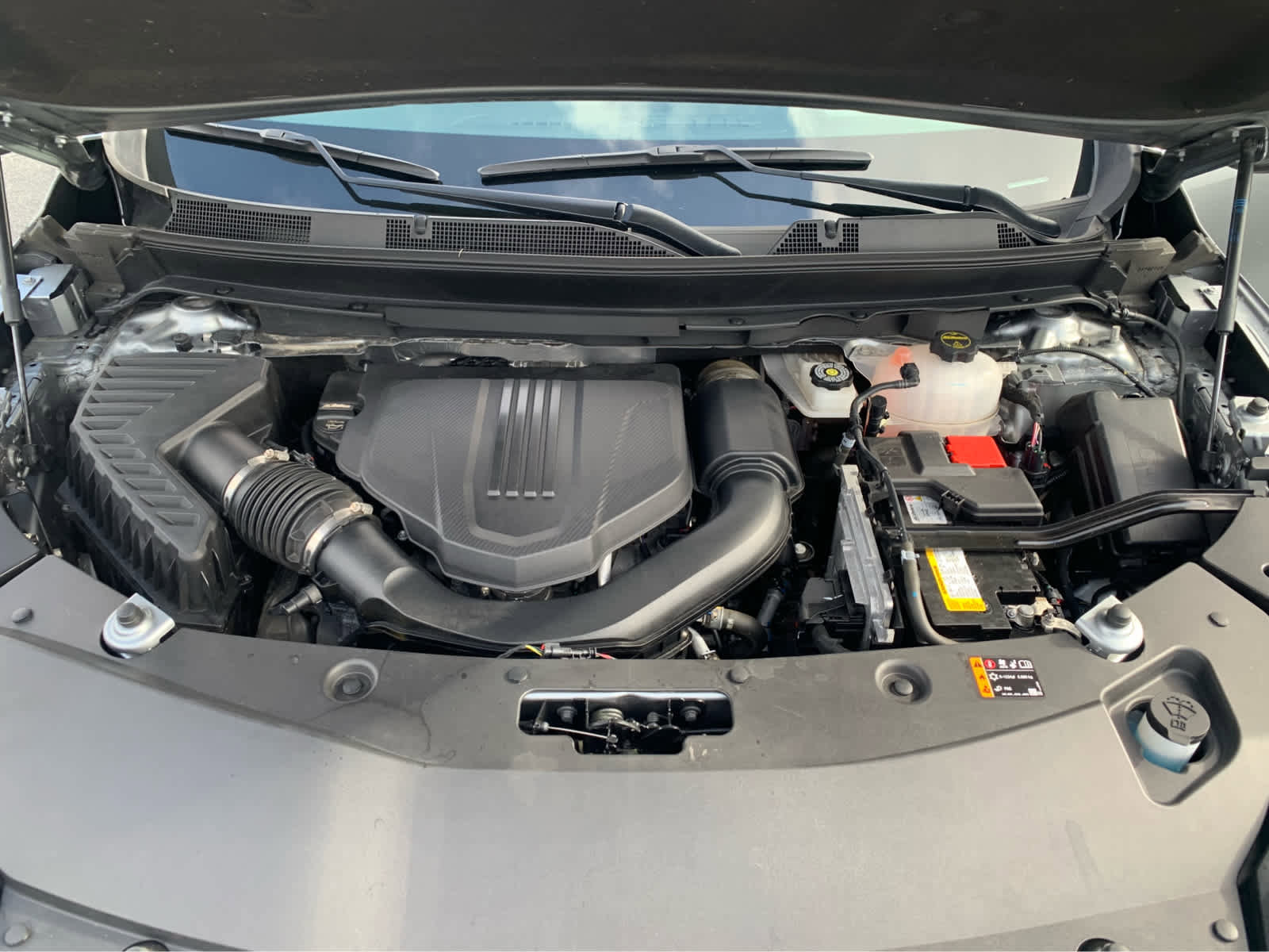 Used 2025 Buick Enclave Avenir w/ Super Cruise Package AWD/4WD image 9