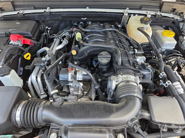 Used 2022 Jeep Wrangler Sport AWD/4WD image 23