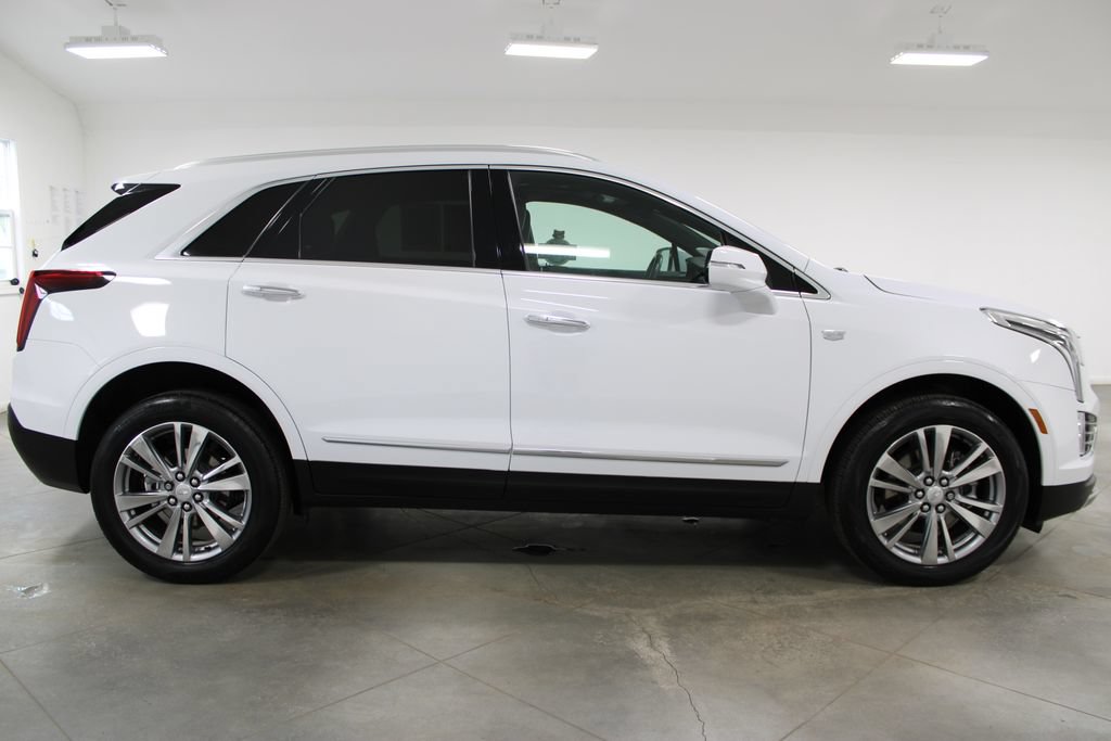 Used 2024 Cadillac XT5 Premium Luxury AWD/4WD image 11