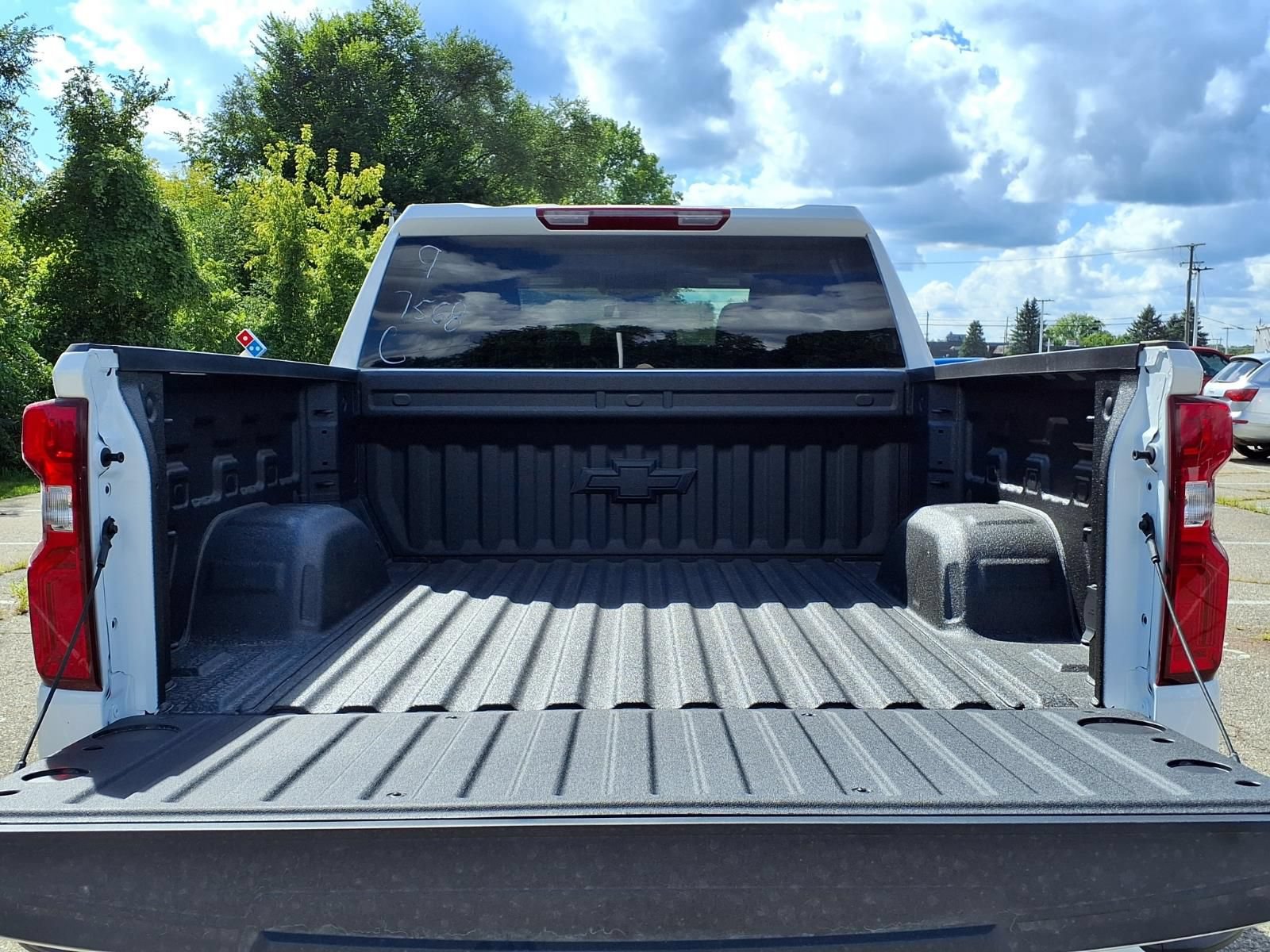 New 2026 Chevrolet Silverado 1500 RST w/ RST Select Package AWD/4WD image 8