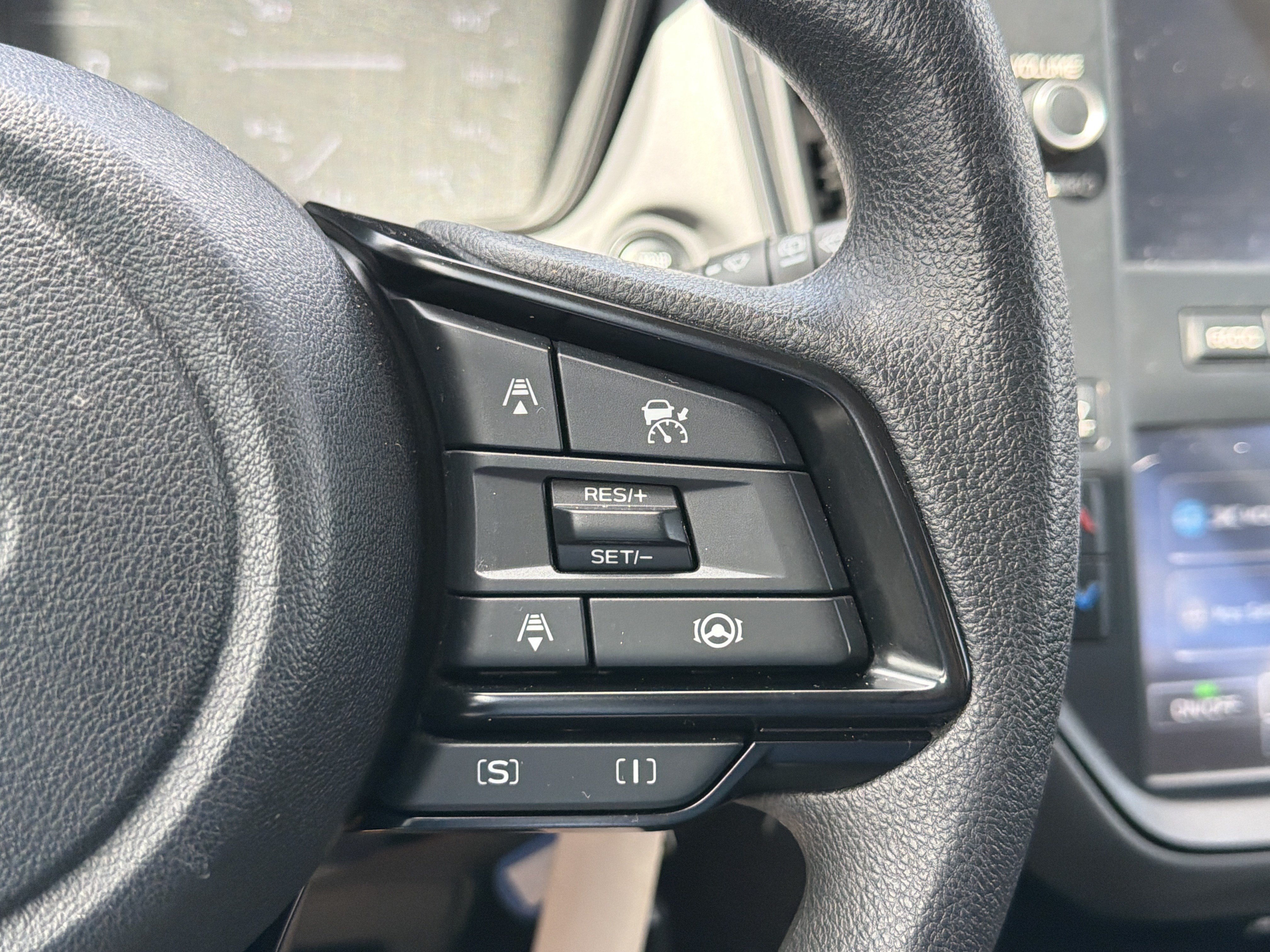 Used 2024 Subaru Crosstrek 2.0i AWD/4WD image 13