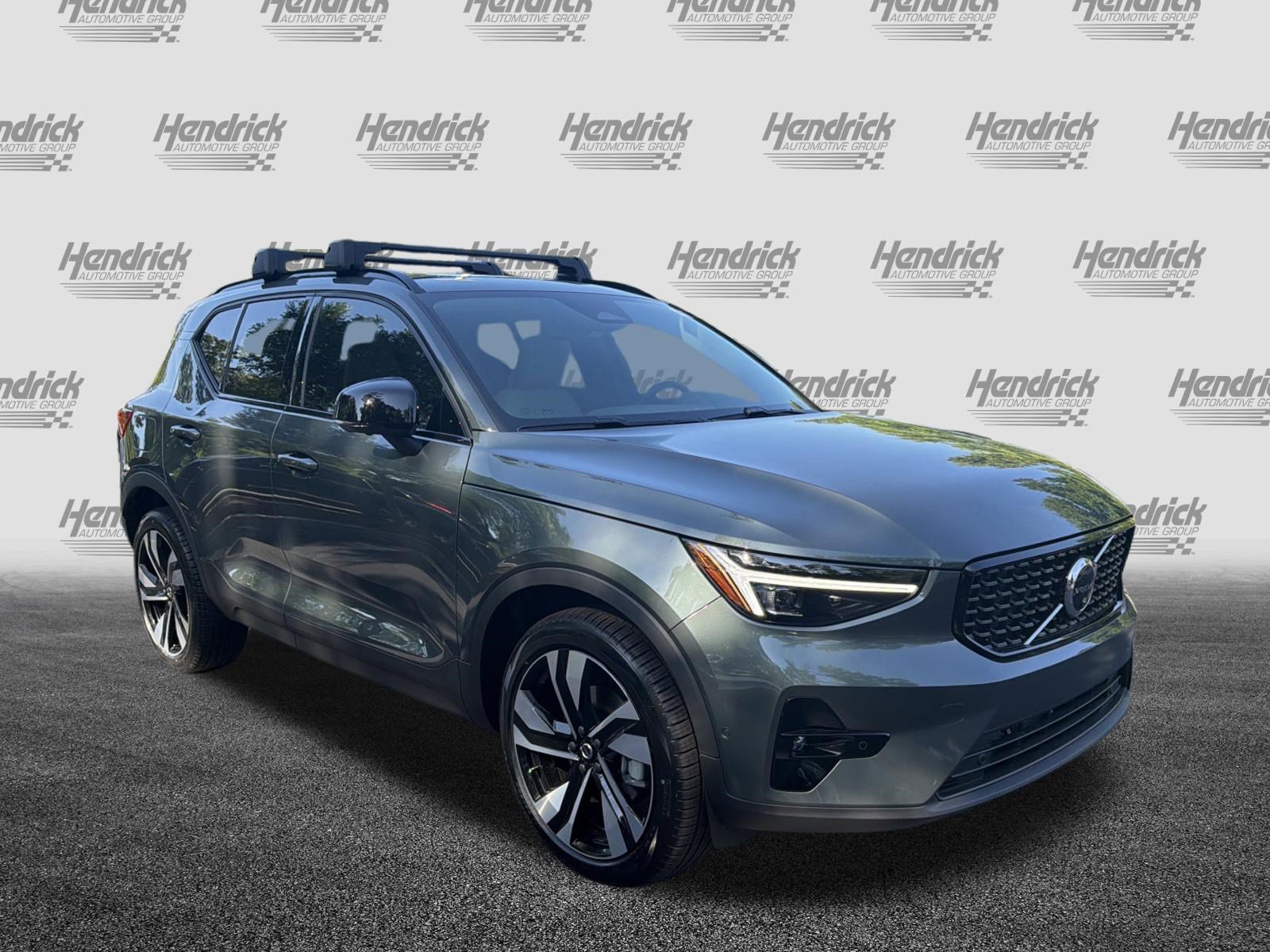 New 2026 Volvo XC40 B5 Ultra w/ Protection Package Premier AWD/4WD image 2