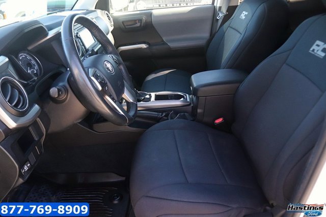 Used 2017 Toyota Tacoma SR5 image 11