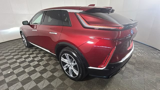 Used 2024 Cadillac Lyriq Tech AWD/4WD image 4