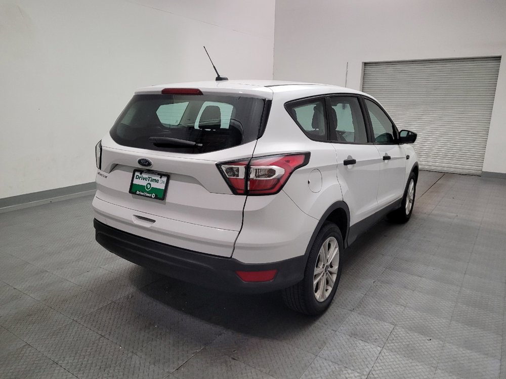 Used 2017 Ford Escape S FWD image 9