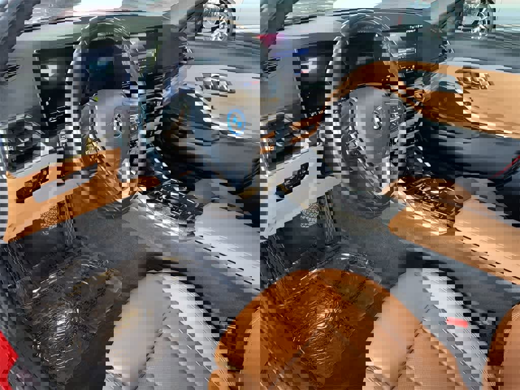 Used 2023 BMW 330e w/ Driving Assistance Package image 13