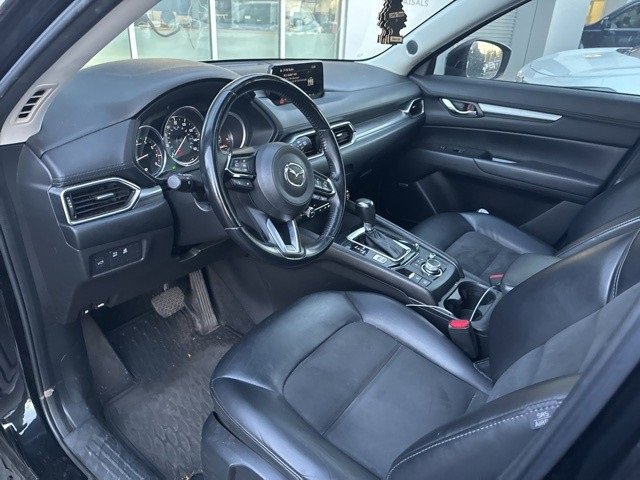 Used 2019 MAZDA CX-5 Touring image 4