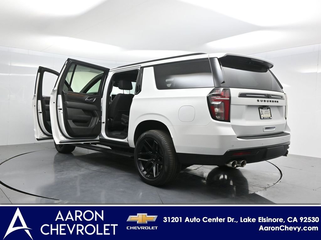 New 2024 Chevrolet Suburban High Country AWD/4WD image 35