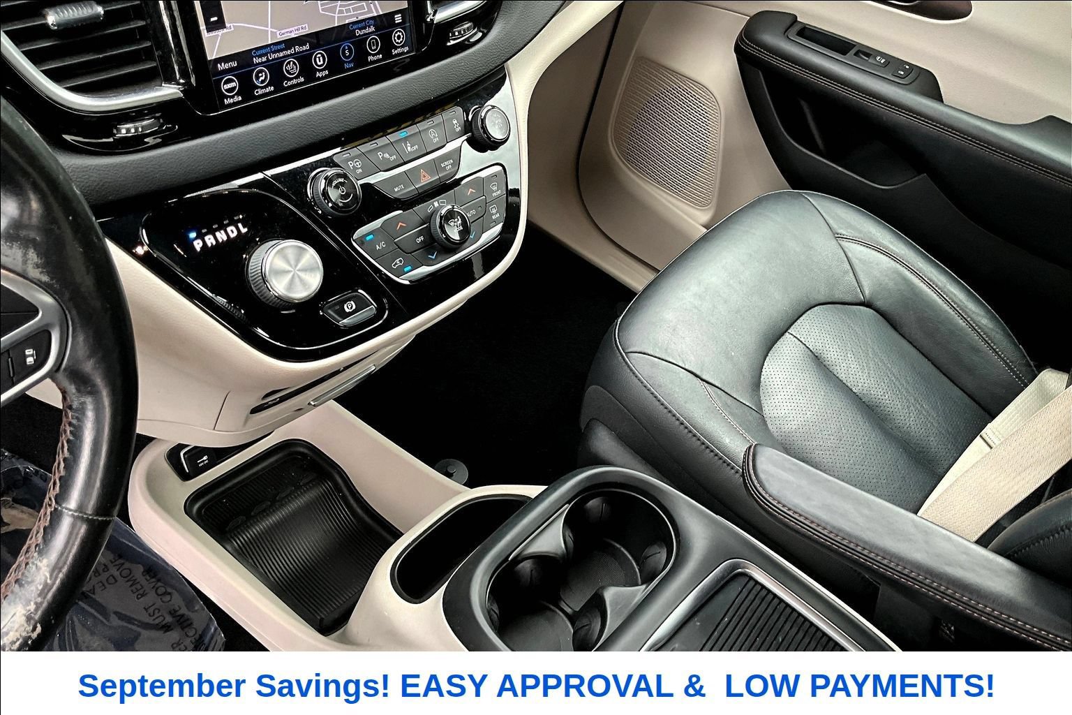 Used 2019 Chrysler Pacifica Touring-L Plus FWD image 17