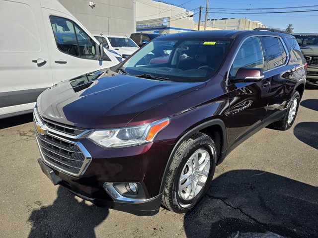Used 2020 Chevrolet Traverse LT image 2