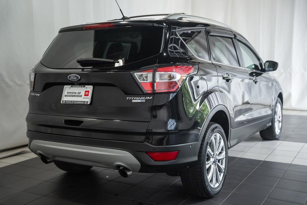 Used 2017 Ford Escape Titanium w/ Equipment Group 301A AWD/4WD image 4