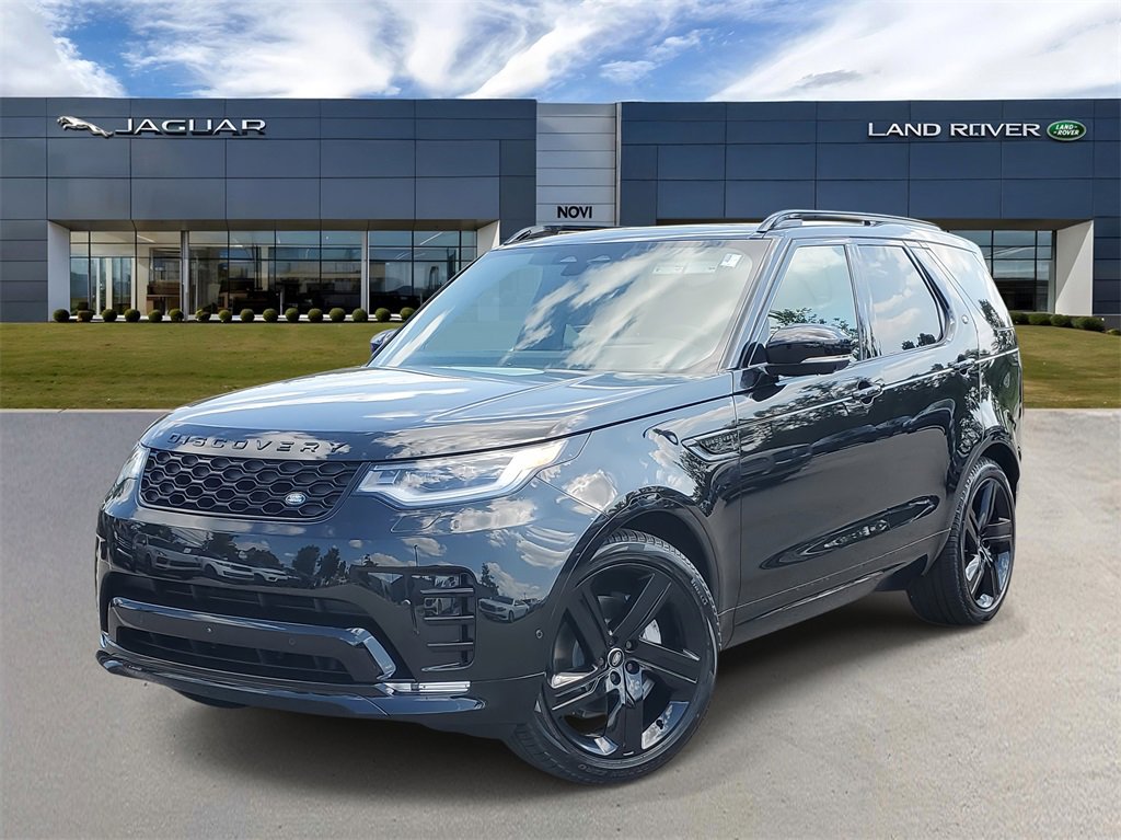New 2025 Land Rover Discovery Dynamic SE image 1