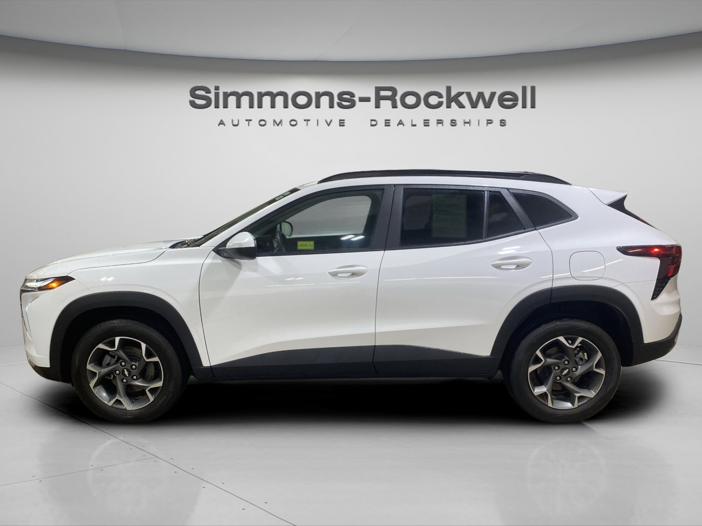 Used 2024 Chevrolet Trax LT image 8