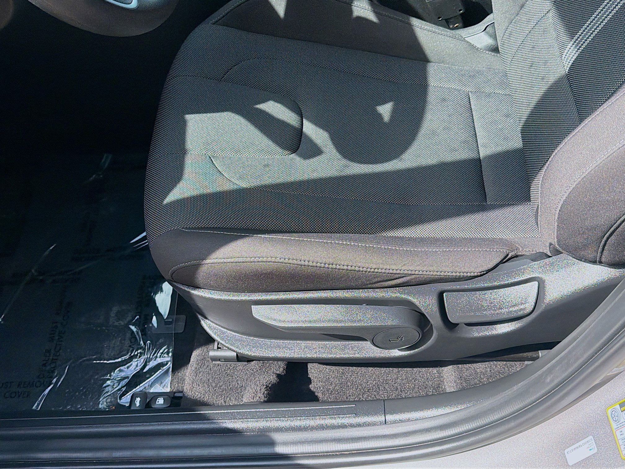 Used 2025 Hyundai Elantra SE FWD image 15