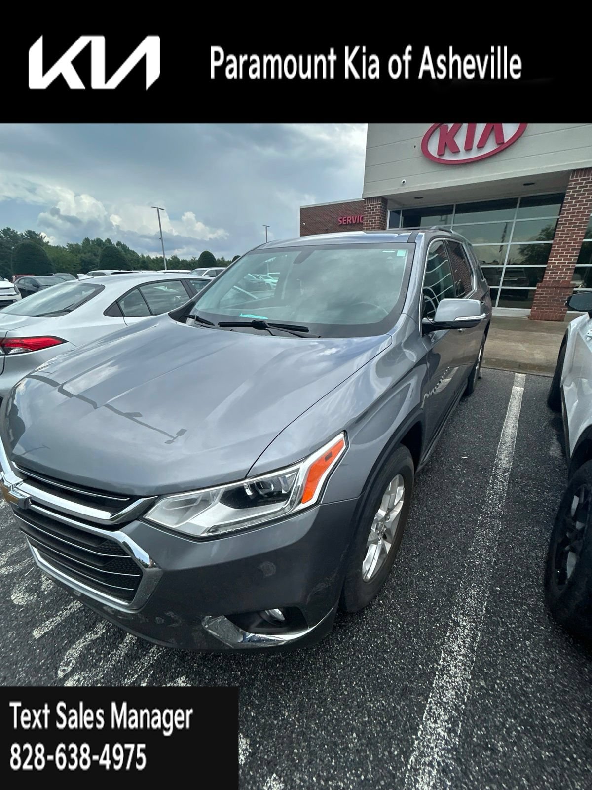 Used 2018 Chevrolet Traverse LT AWD/4WD image 9