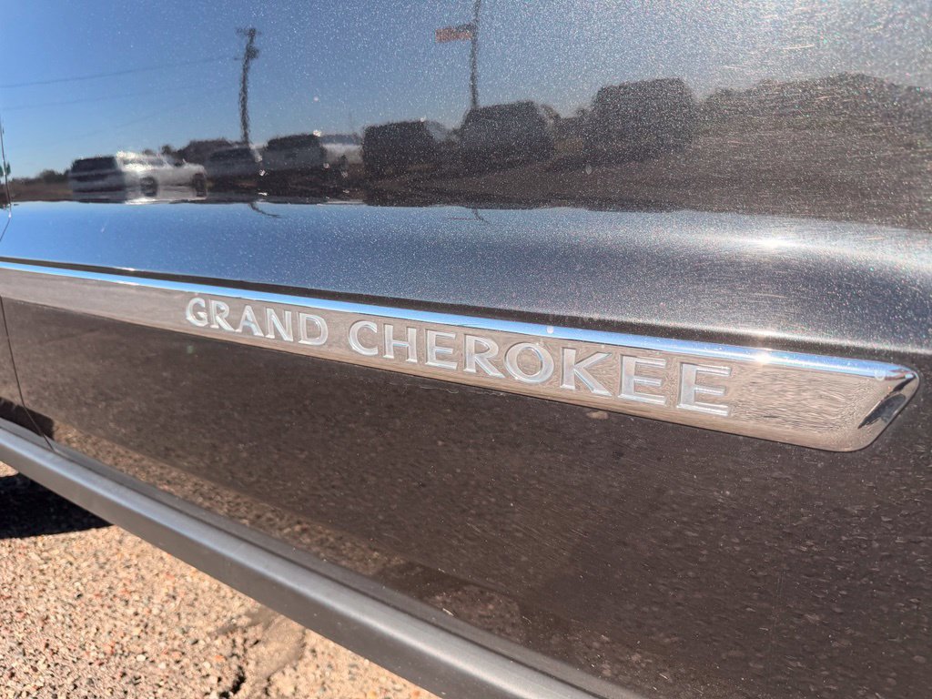 Used 2013 Jeep Grand Cherokee Limited AWD/4WD image 20