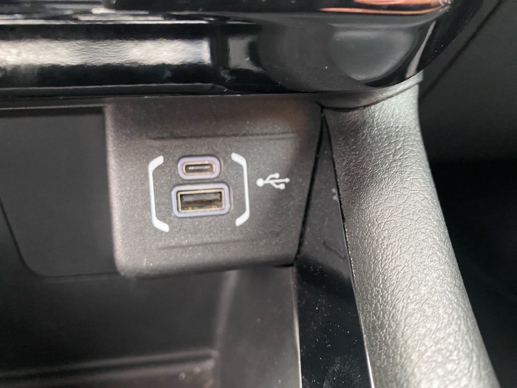 Used 2026 Jeep Compass Limited AWD/4WD image 18
