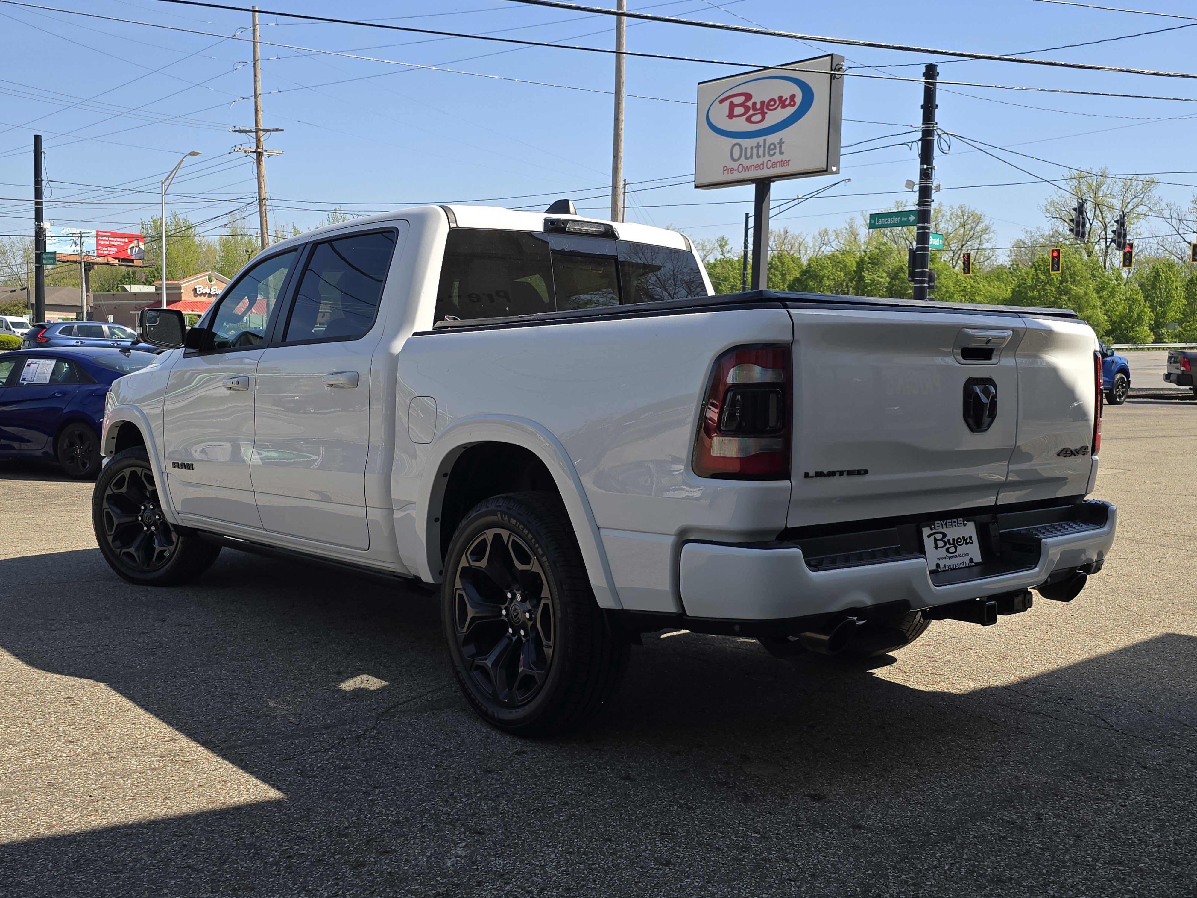 Used 2022 RAM 1500 Limited AWD/4WD image 5