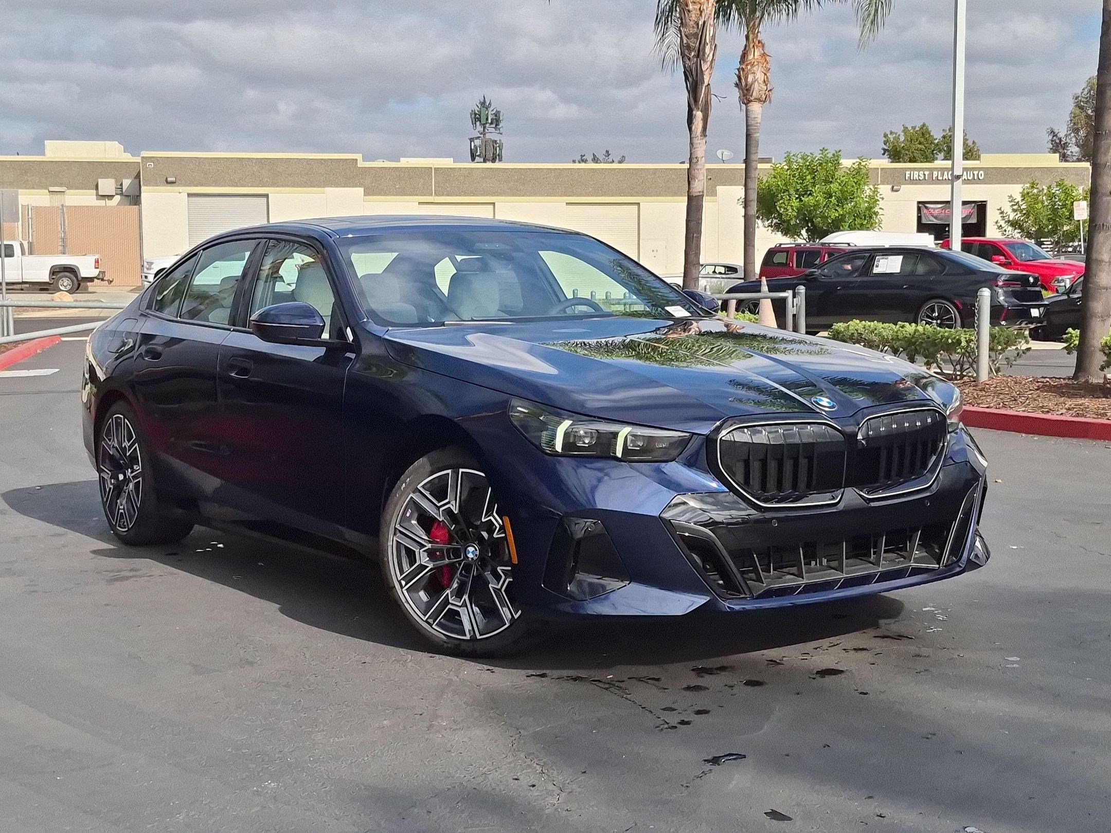 New 2027 BMW 530i w/ M Sport Package RWD image 2