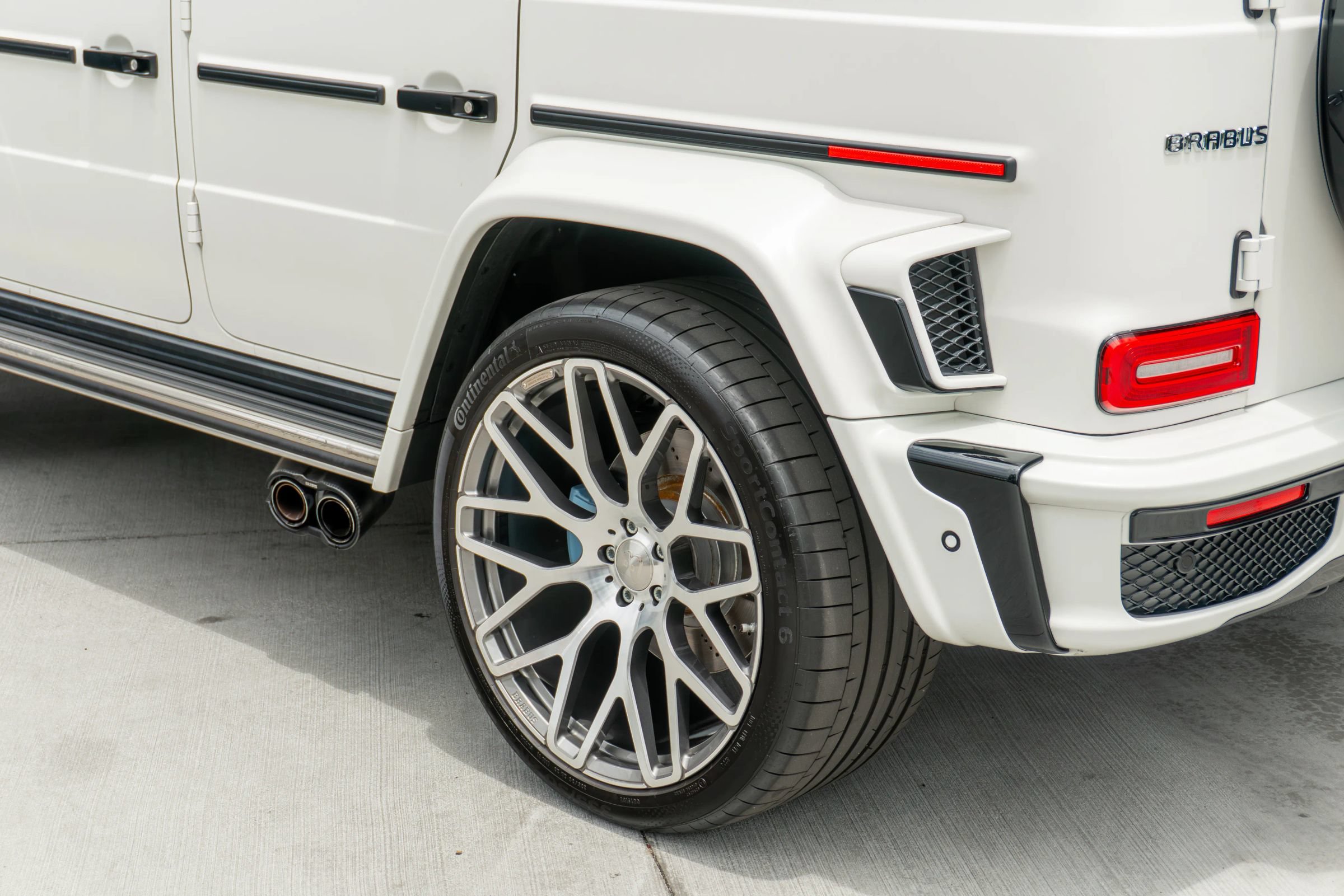 Used 2025 Mercedes-Benz G 63 AMG 4MATIC image 53