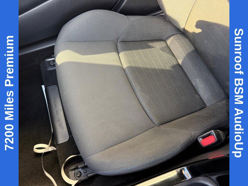Used 2020 Toyota Corolla SE w/ SE Premium Package FWD image 26