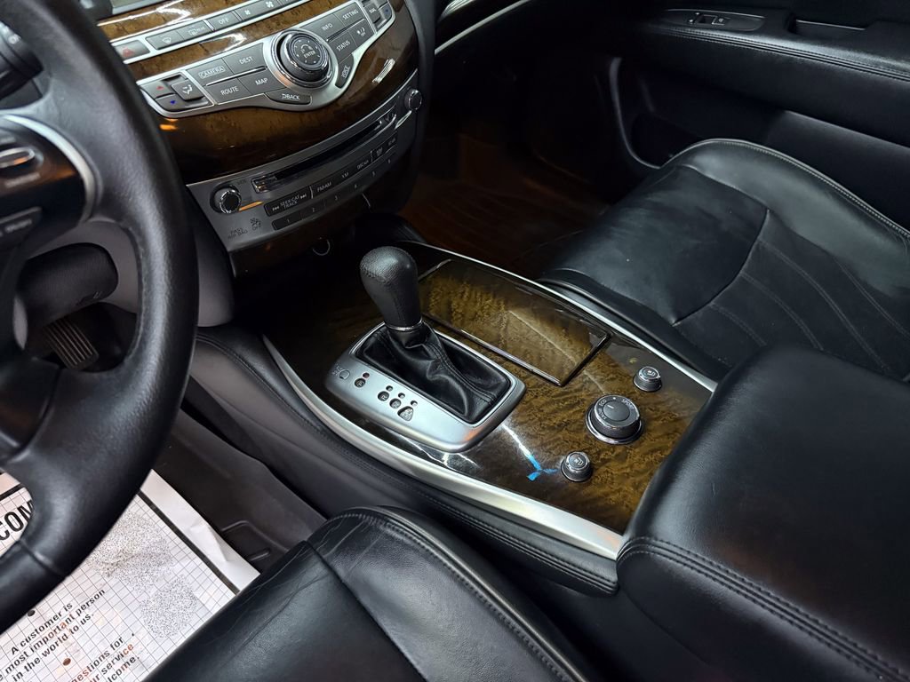 Used 2015 INFINITI QX60 AWD Hybrid w/ HEV Deluxe Touring Package image 12