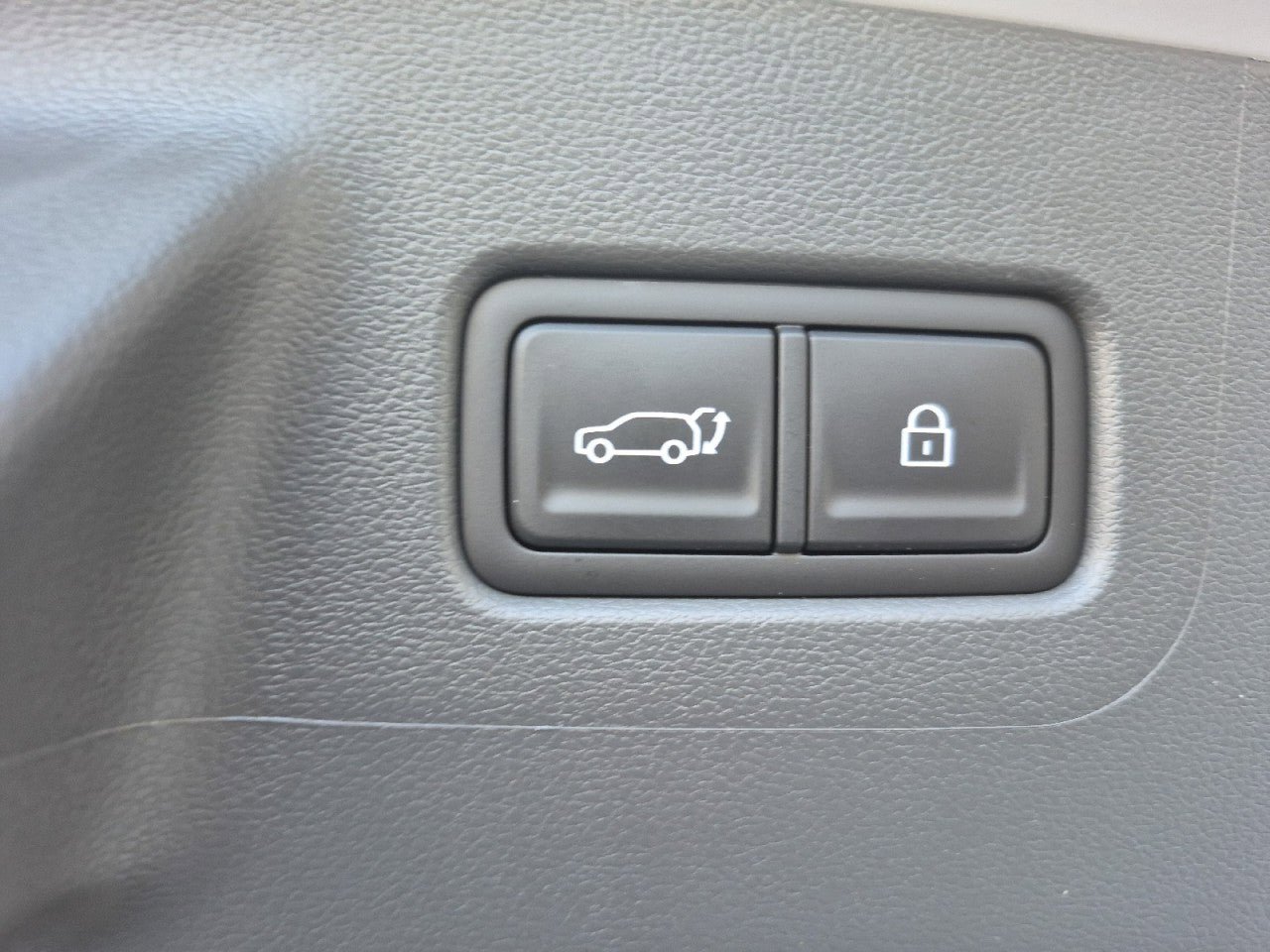 New 2026 Hyundai Santa Fe SEL w/ Tow & Go Package AWD/4WD image 9