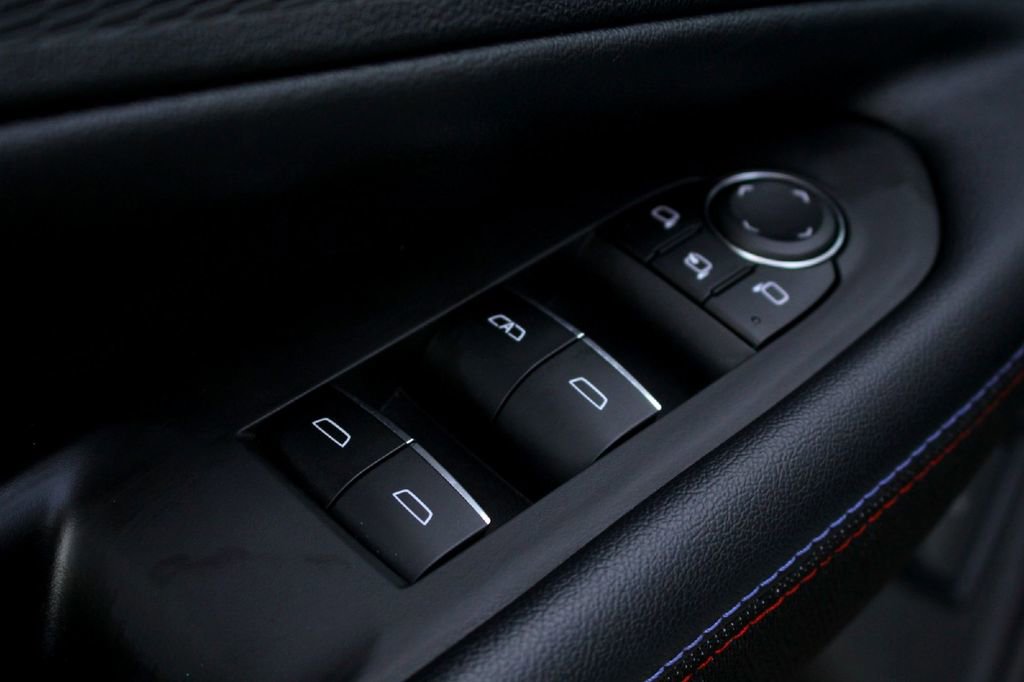 Used 2024 Chevrolet Blazer EV RS image 19