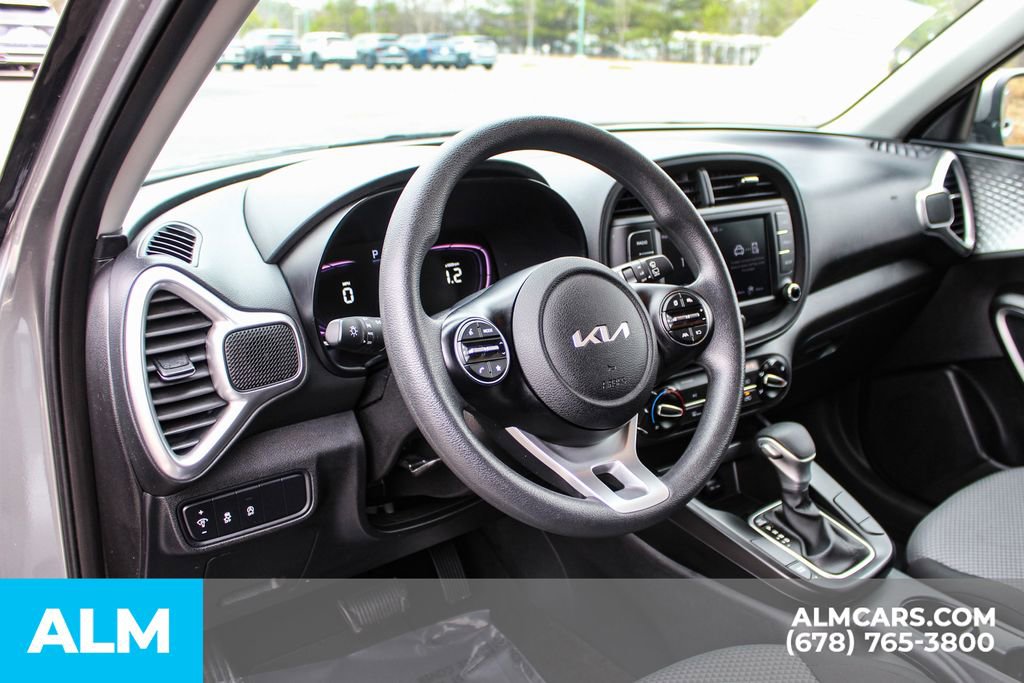 Used 2024 Kia Soul LX w/ Option Group 015 image 31