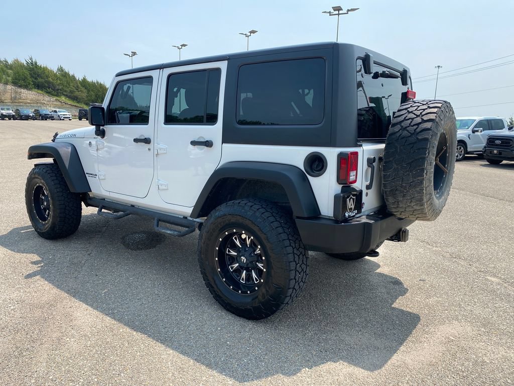 Used 2014 Jeep Wrangler Unlimited Rubicon w/ Connectivity Group AWD/4WD image 4