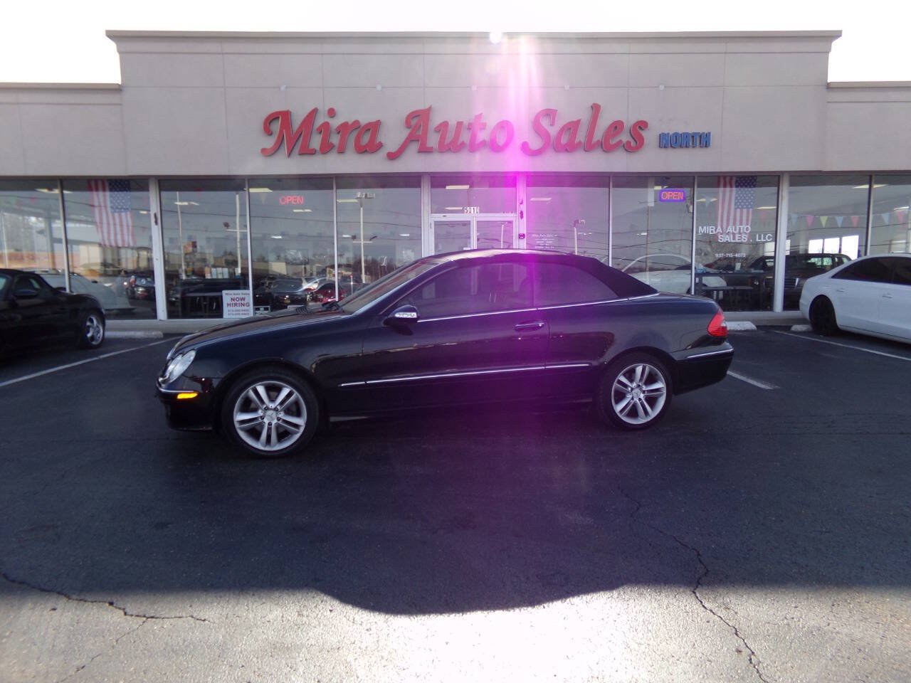 Used 2007 Mercedes-Benz CLK 350 Cabriolet w/ P1 Pkg image 2