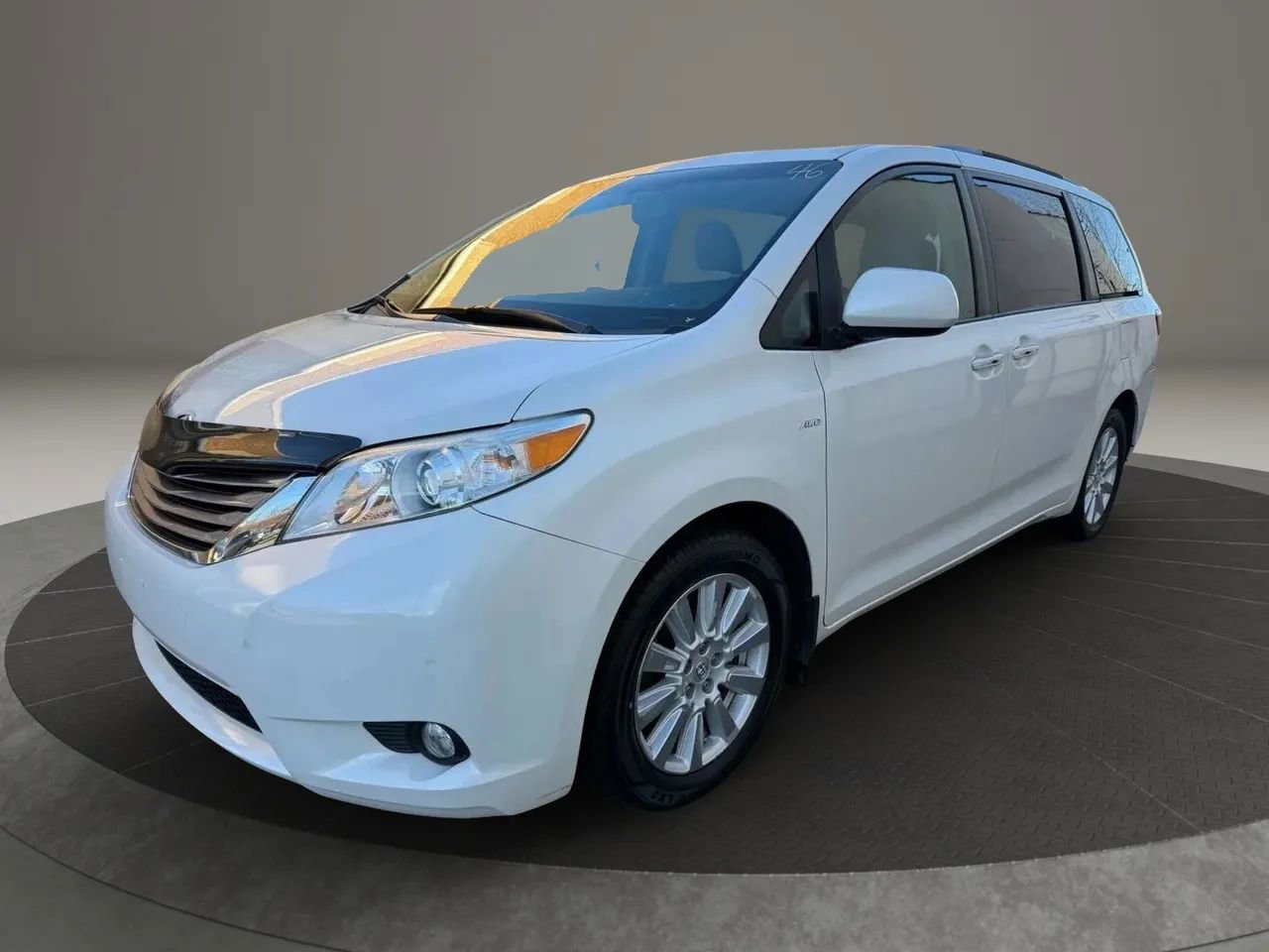 Used 2017 Toyota Sienna XLE w/ XLE Navigation Package