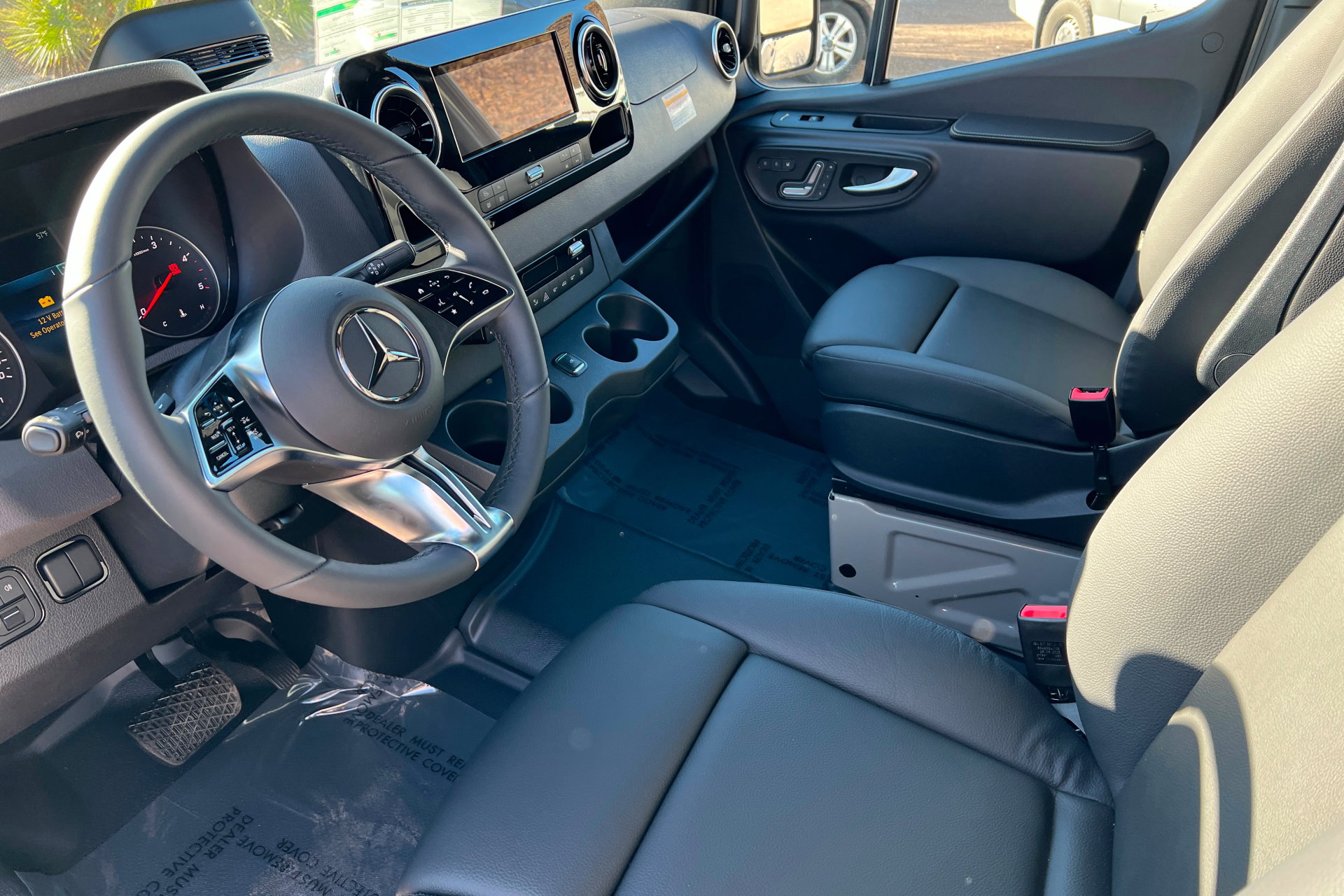 New 2025 Mercedes-Benz Sprinter 2500 image 15