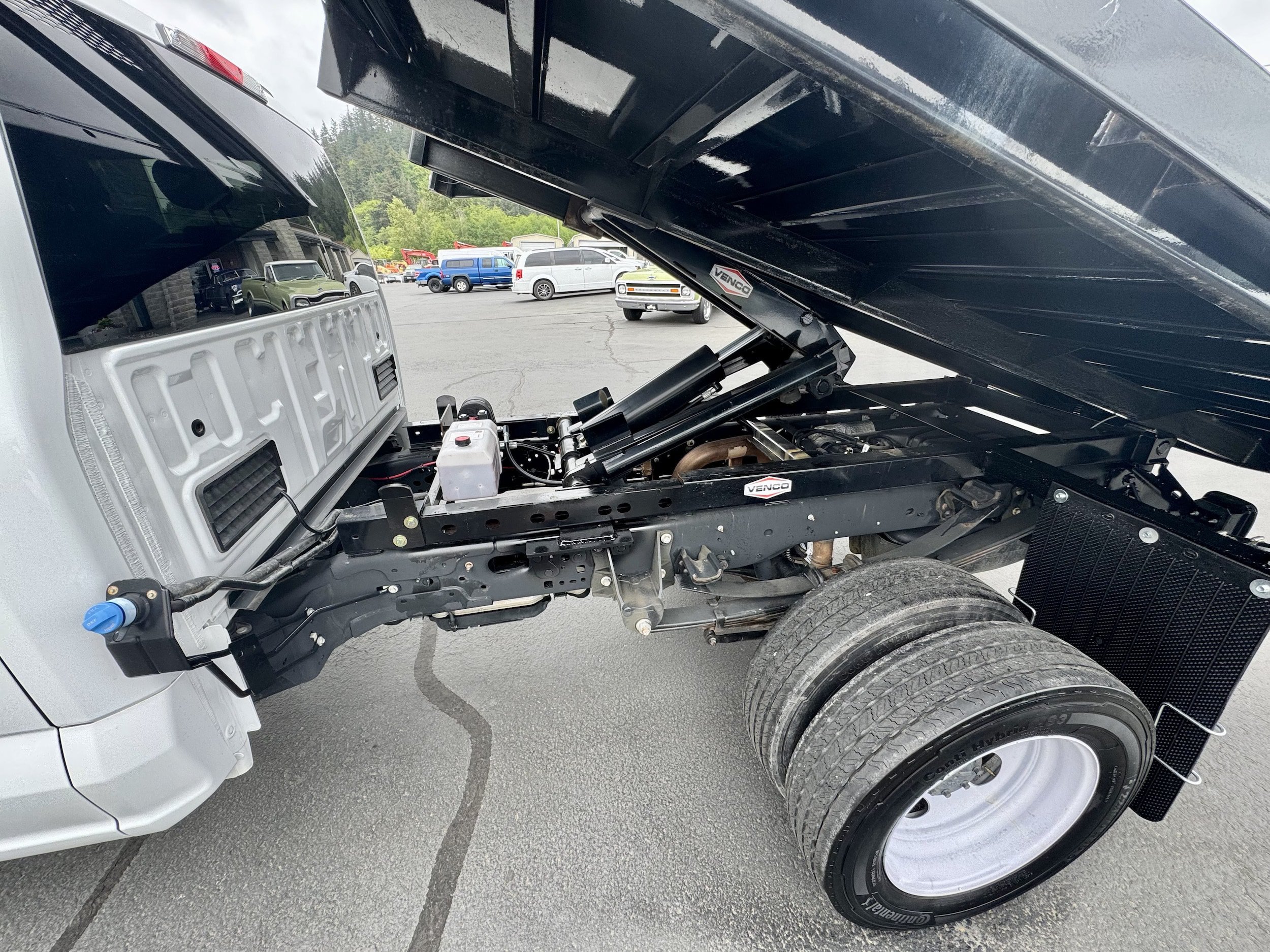 Used 2023 Ford F450 XLT w/ XLT Value Package AWD/4WD image 6