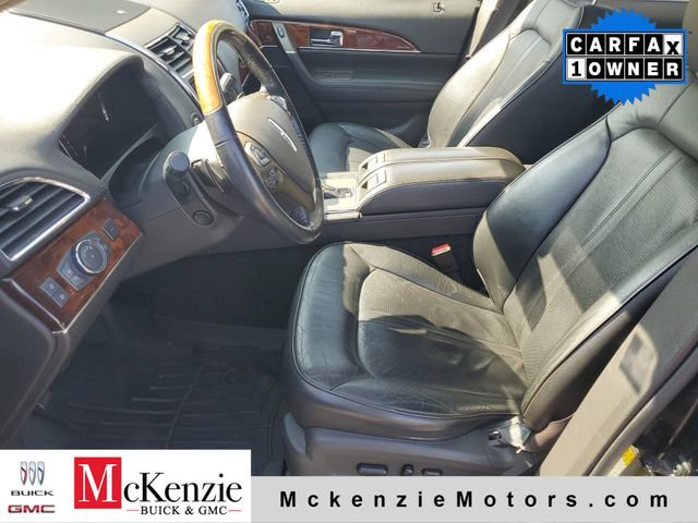 Used 2013 Lincoln MKX FWD image 5