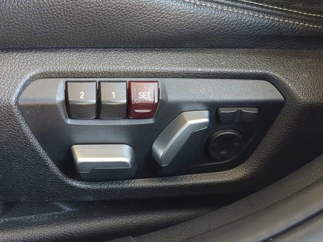 Used 2018 BMW 330e w/ Convenience Package image 20