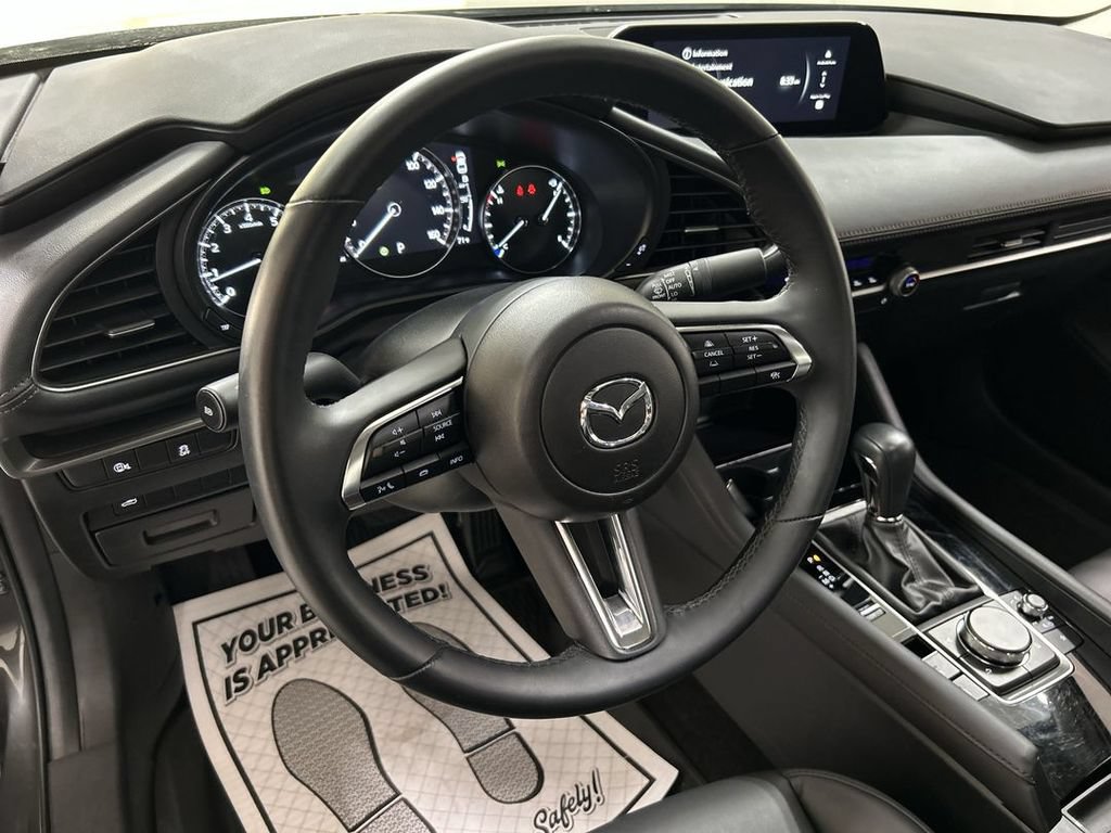 Certified 2025 MAZDA MAZDA3 s FWD image 4