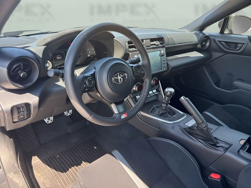 Used 2024 Toyota GR86 Premium RWD image 11