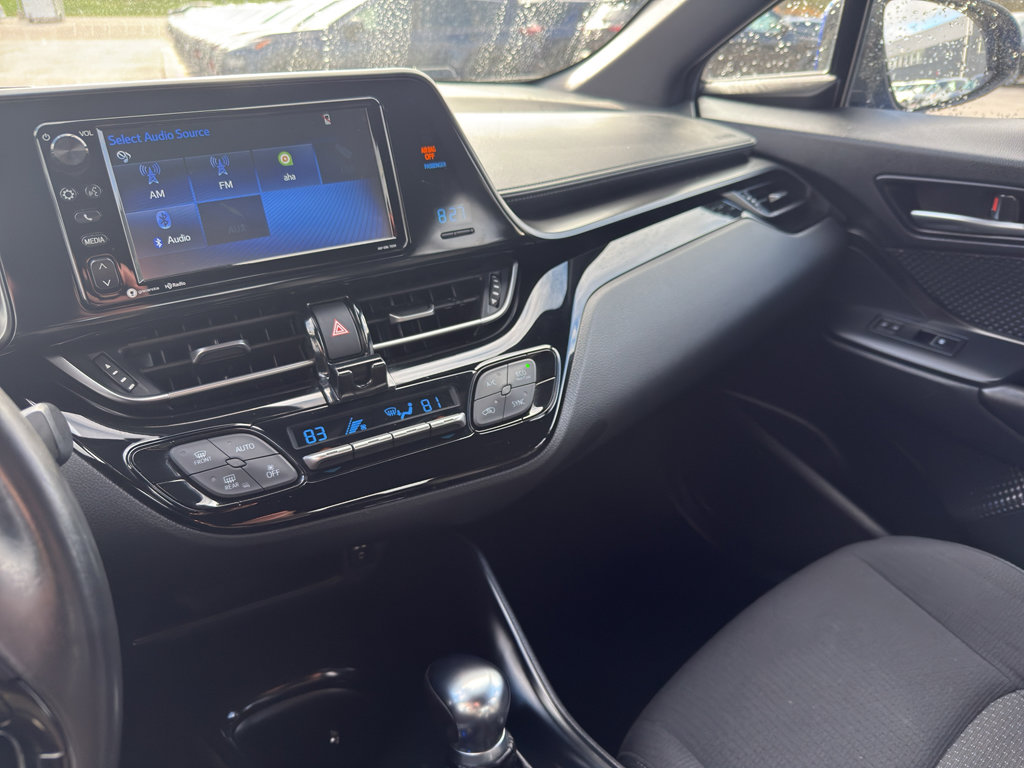 Used 2018 Toyota C-HR XLE FWD image 19