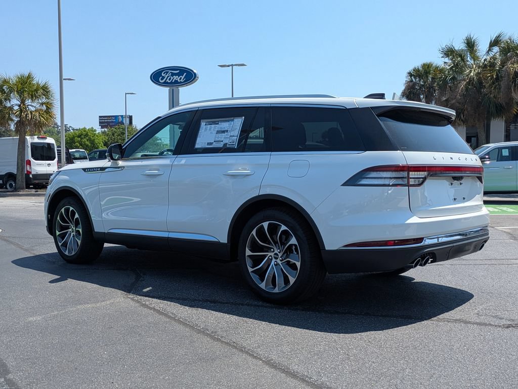 New 2026 Lincoln Aviator Reserve RWD image 4