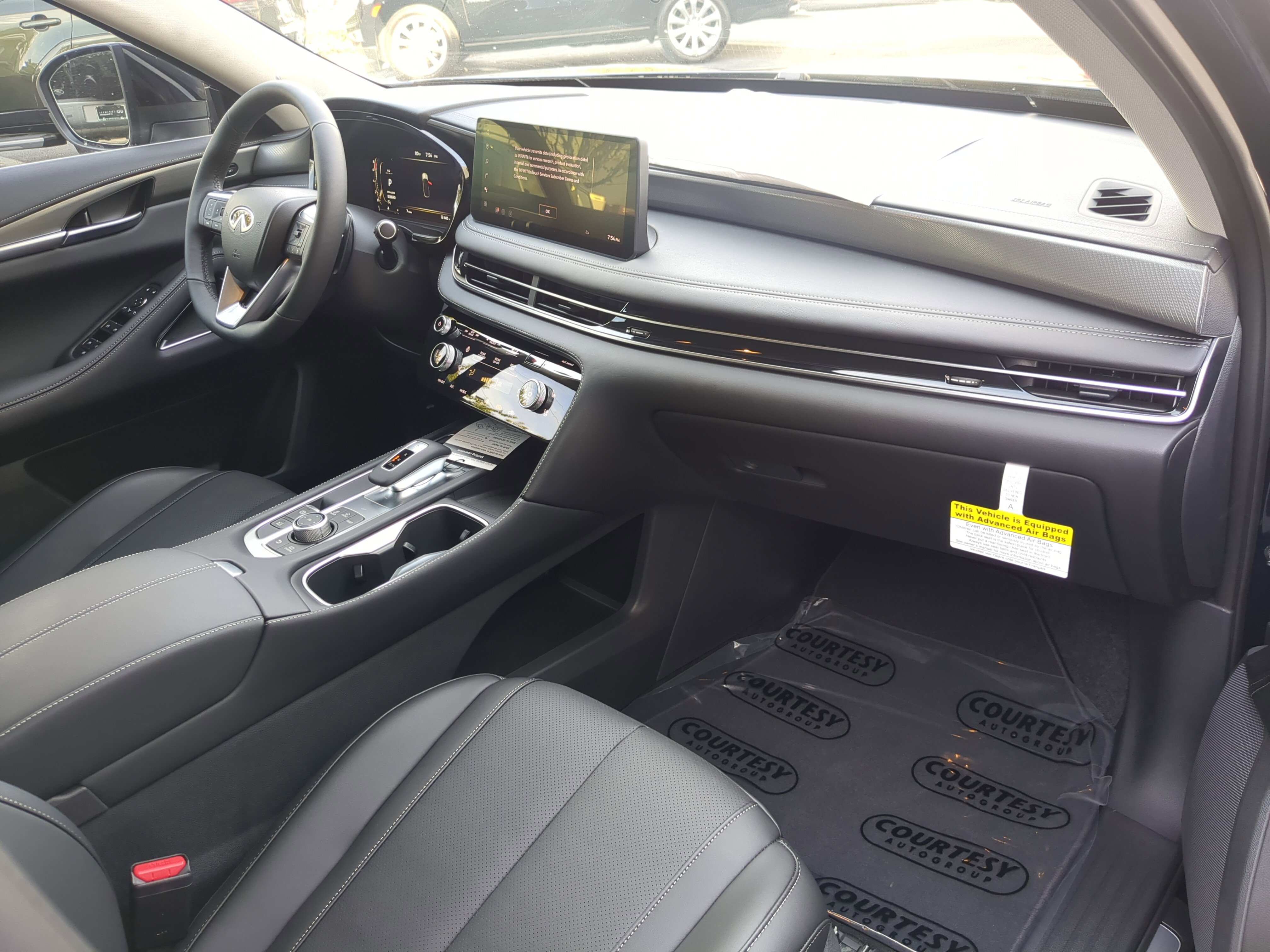 New 2026 INFINITI QX60 Luxe w/ Cargo Package image 11