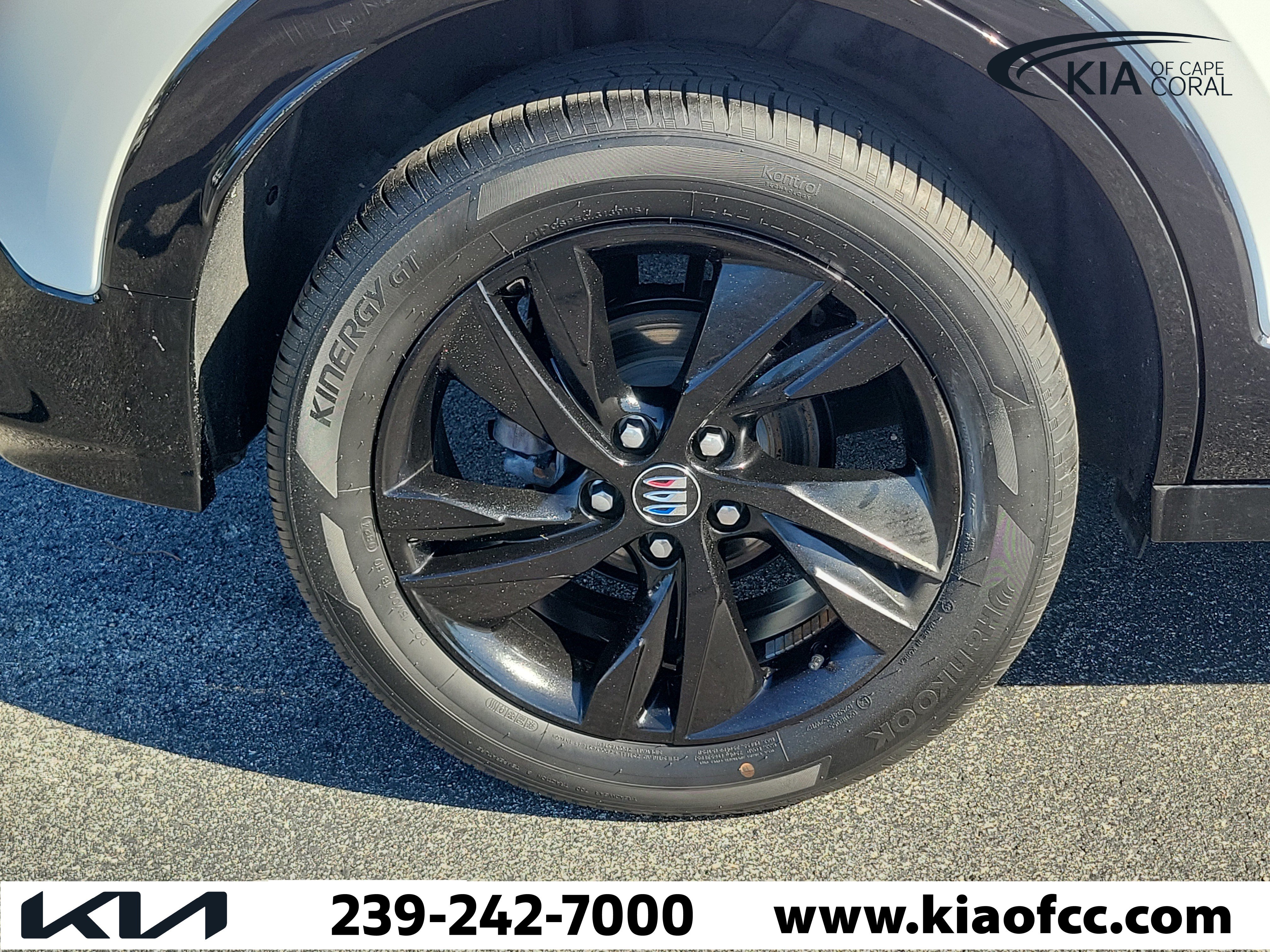 Used 2024 Buick Encore GX Sport Touring AWD/4WD image 9